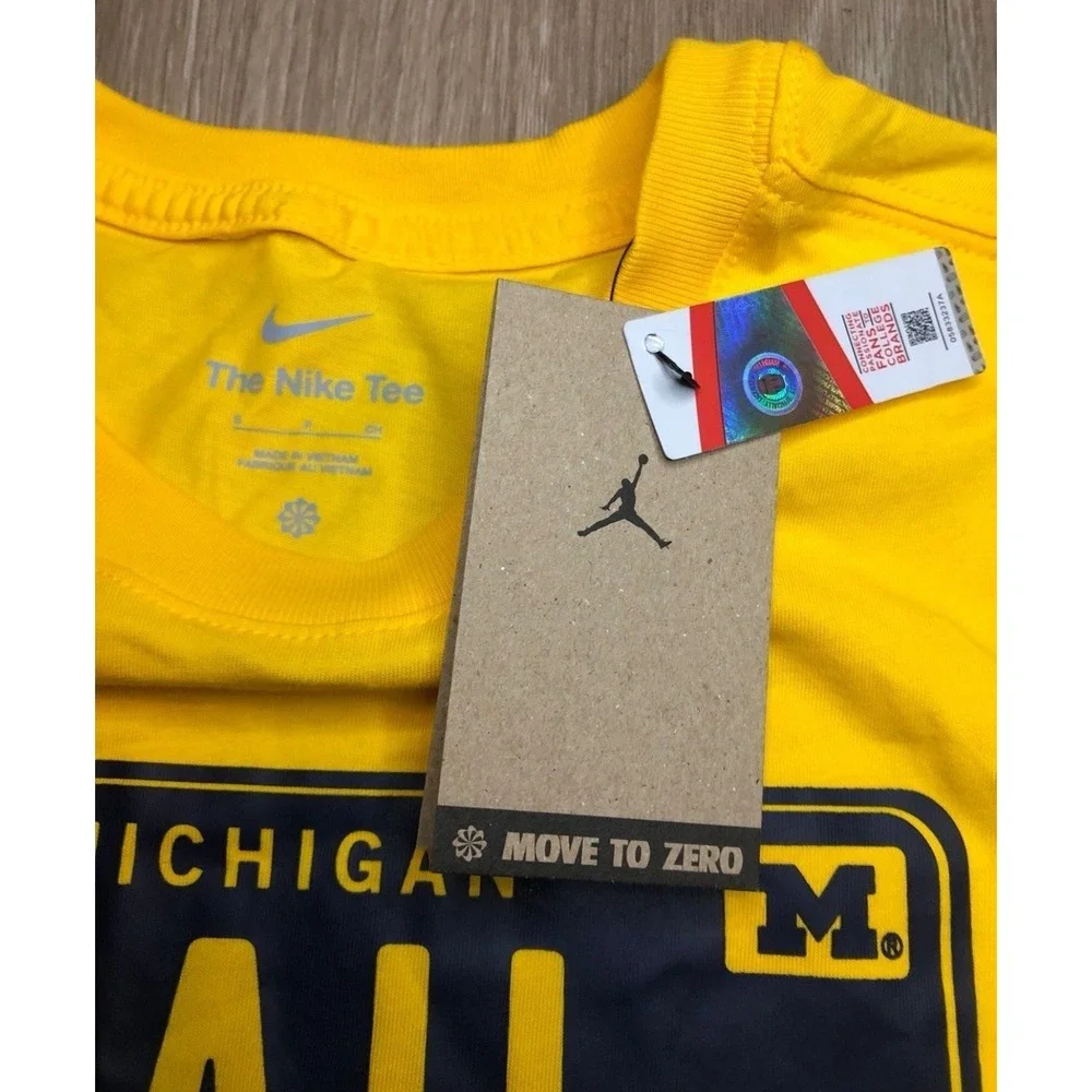 NWT Nike Air Jordan Michigan Wolverines Yellow Dri Fit DM2083-728 Men Size SMALL